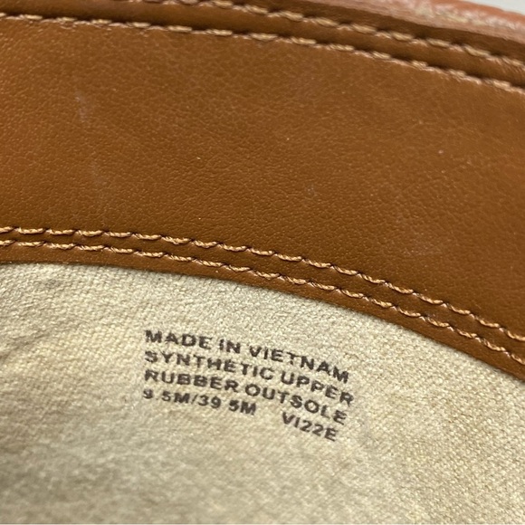 Michael Kors Jilly Brown Pebbled Faux Leather Bootie 9 1/2 M - Picture 11 of 14